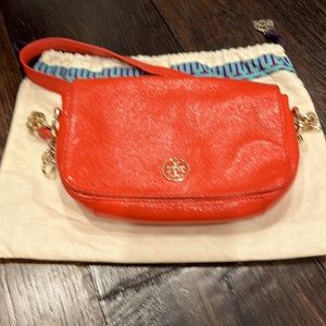 Tory cross body handbag, leather and chain strap, beautiful reddish orange